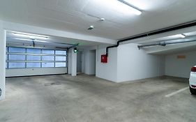 Tres Fenestras Zadar - Private Parking